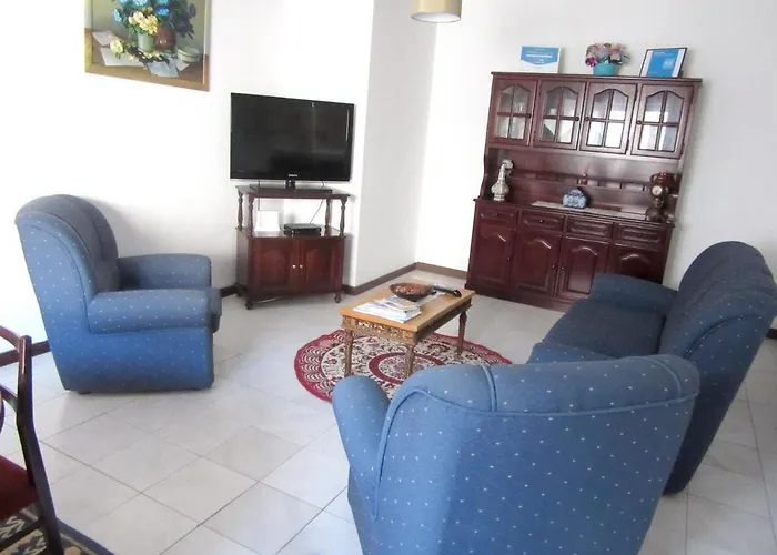 Cozy House With Mountain View In Miranda do Corvo