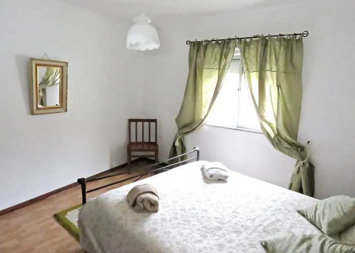 Cozy House With Mountain View In Feriehus Miranda do Corvo